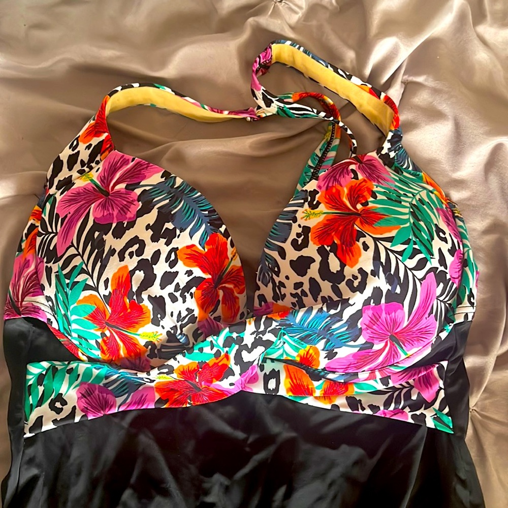 Swimsuits for All size 12